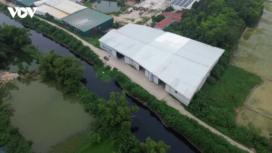 Nhà xưởng trái phép "mọc" trên đất nông nghiệp ở Phương Liễu, Bắc Ninh