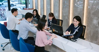 Nhân viên thu nợ ngân hàng không được chê ngoại hình, trí tuệ của khách