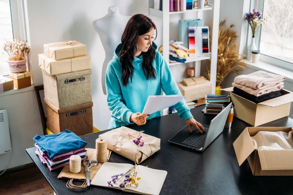 Nhân viên văn phòng 32 tuổi kiếm thêm vài triệu mỗi tháng nhờ bán hàng online Nhân viên văn phòng 32 tuổi kiếm thêm vài triệu mỗi tháng nhờ bán hàng online