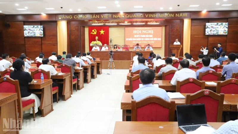 Nhiều áp lực trong phát triển kinh tế, xã hội 6 tháng cuối năm của tỉnh Đắk Lắk Nhiều áp lực trong phát triển kinh tế, xã hội 6 tháng cuối năm của tỉnh Đắk Lắk