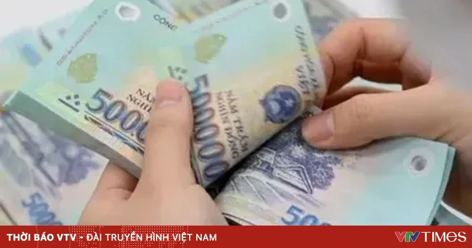 Nhiều doanh nghiệp chủ động tăng lương để giữ chân người lao động Nhiều doanh nghiệp chủ động tăng lương để giữ chân người lao động