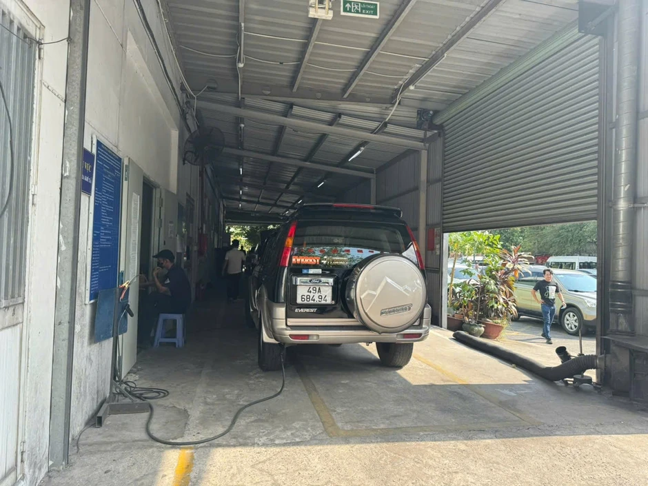Nhiều doanh nghiệp vẫn đồng ý quy trình 'đạp lút ga' khi kiểm định khí thải Nhiều doanh nghiệp vẫn đồng ý quy trình 'đạp lút ga' khi kiểm định khí thải