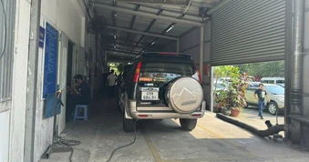 Nhiều doanh nghiệp vẫn không đồng ý quy trình 'đạp lút ga' khi kiểm định khí thải