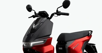 Nhiều người nhắc đến xe máy điện VinFast khi giá xăng tăng nhanh