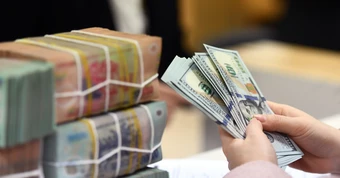 NHNN buộc các ngân hàng giảm ngay lãi suất huy động, không đua tăng lãi suất