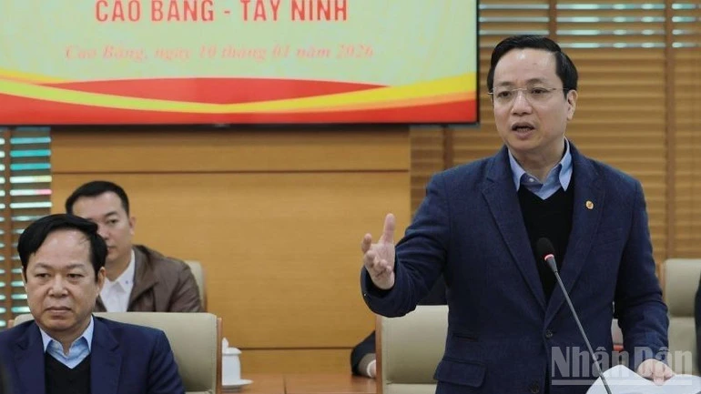 Nhộn nhịp công trường thi công tuyến cao tốc Đồng Đăng-Trà Lĩnh