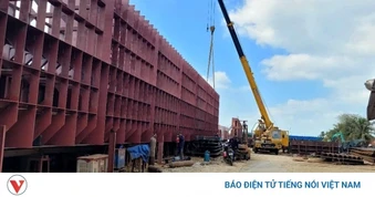 Nhộn nhịp nghề đóng tàu bước vào kỷ nguyên mới tại Đồng Tháp
