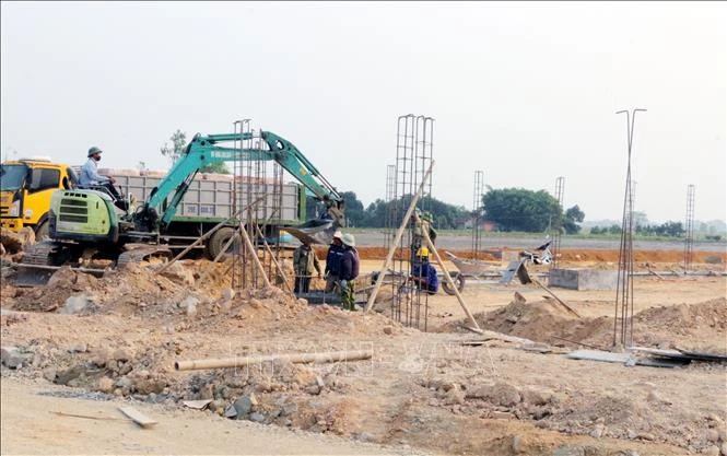 Ninh Bình hoàn thiện hạ tầng khu công nghiệp, tăng sức hút đầu tư Ninh Bình hoàn thiện hạ tầng khu công nghiệp, tăng sức hút đầu tư