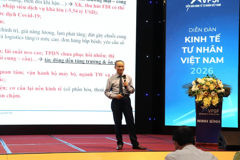 Ninh Bình tháo ‘điểm nghẽn’, cùng doanh nghiệp tận dụng cơ hội bứt phá Ninh Bình tháo ‘điểm nghẽn’, cùng doanh nghiệp tận dụng cơ hội bứt phá