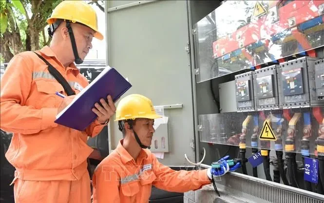 Nỗ lực bảo đảm cung ứng điện phục vụ phát triển Nỗ lực bảo đảm cung ứng điện phục vụ phát triển
