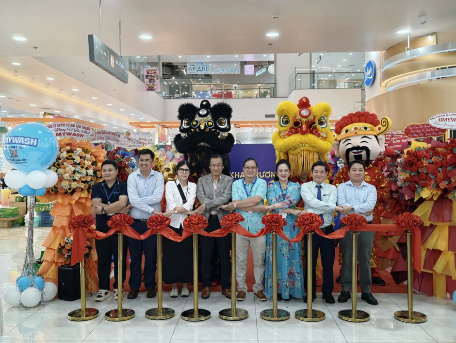 OMP Alliance ra mắt trạm giặt sấy tự phục vụ và di động thông minh Omywash tại TPHCM OMP Alliance ra mắt trạm giặt sấy tự phục vụ và di động thông minh Omywash tại TPHCM