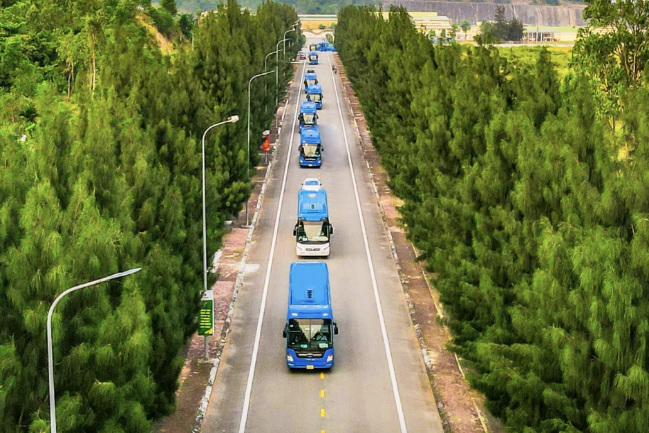 Ông lớn lọc dầu, điện 'lệnh' đi xe ghép, thi công linh hoạt ứng phó giá xăng dầu Ông lớn lọc dầu, điện 'lệnh' đi xe ghép, thi công linh hoạt ứng phó giá xăng dầu