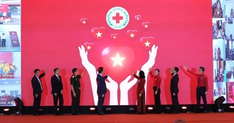 Petrolimex ủng hộ 2 tỷ đồng hưởng ứng Tháng Nhân đạo 2026