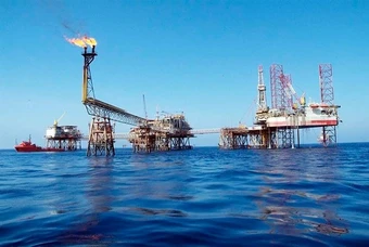 Petrovietnam đề xuất dừng xuất khẩu dầu thô, ưu tiên phục vụ trong nước