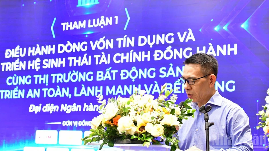 Phát triển hệ sinh thái tài chính đồng hành cùng thị trường bất động sản an toàn, lành mạnh, bền vững Phát triển hệ sinh thái tài chính đồng hành cùng thị trường bất động sản an toàn, lành mạnh, bền vững