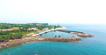 Phát triển kinh tế biển xanh, bền vững