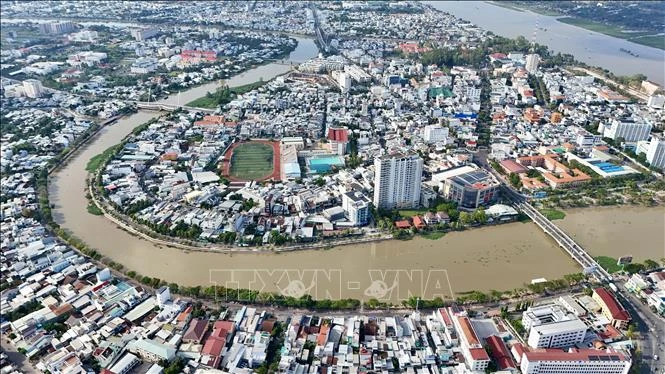 Phát triển Long Xuyên thành cực tăng trưởng mới của An Giang Phát triển Long Xuyên thành cực tăng trưởng mới của An Giang