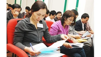 Phép thử đòn bẩy tài chính của doanh nghiệp niêm yết