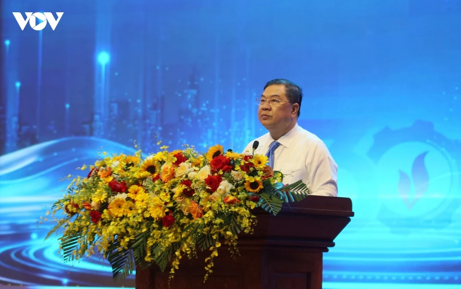 Phó Thủ tướng: Dung Quất cần đi đầu thu hút đầu tư công nghệ cao, công nghệ xanh Phó Thủ tướng: Dung Quất cần đi đầu thu hút đầu tư công nghệ cao, công nghệ xanh