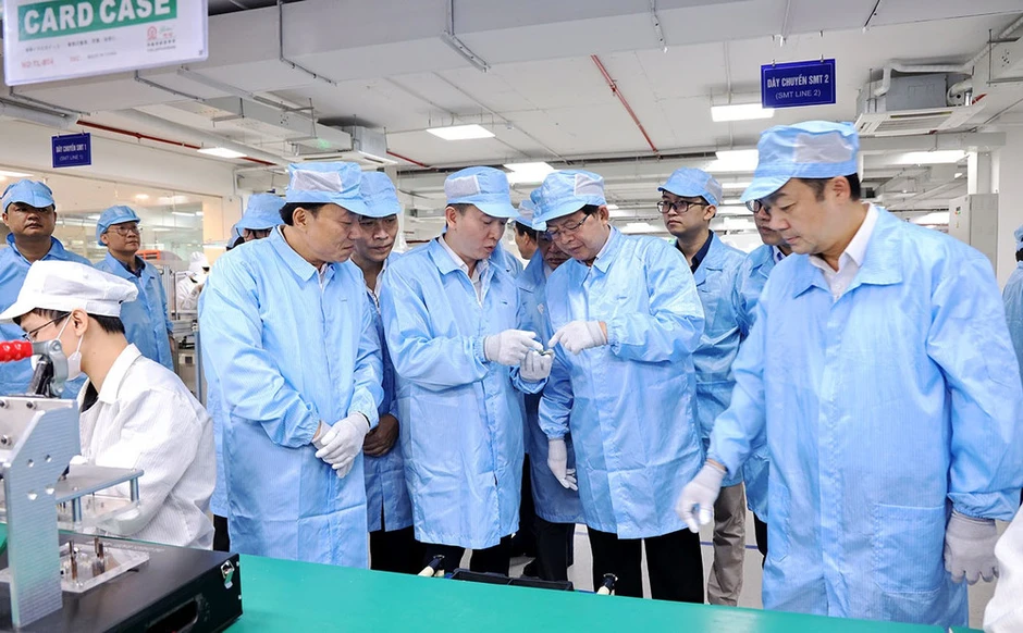 Phó Thủ tướng Hồ Quốc Dũng làm việc với Công ty cổ phần MK Vison
