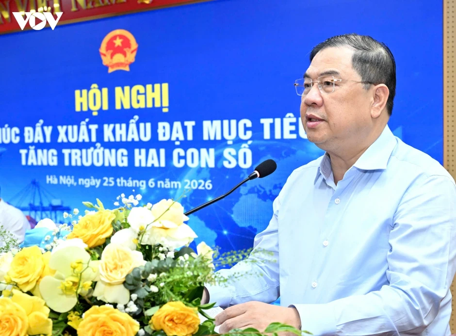 Phó Thủ tướng Phạm Gia Túc yêu cầu đồng bộ 7 nhóm giải pháp đẩy mạnh xuất khẩu
