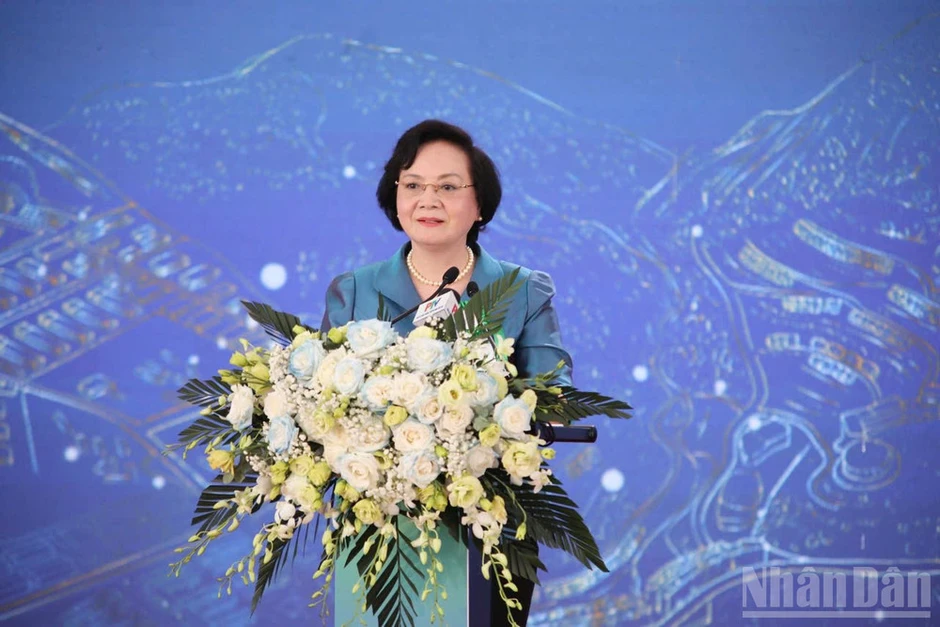 Phó Thủ tướng Phạm Thị Thanh Trà dự Lễ khởi công tổ hợp 5 dự án tại Phú Thọ Phó Thủ tướng Phạm Thị Thanh Trà dự Lễ khởi công tổ hợp 5 dự án tại Phú Thọ