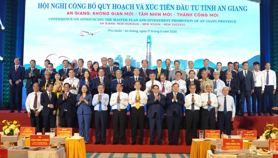 Phó Thủ tướng Thường trực Phạm Gia Túc: An Giang phát triển nhanh nhưng phải bền vững, hài hòa giữa kinh tế và môi trường
