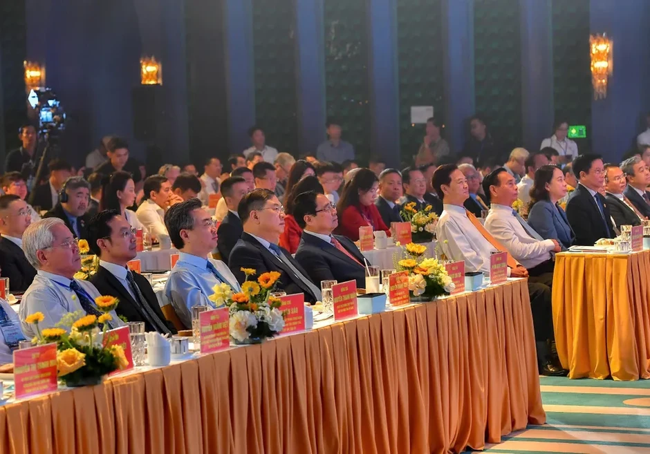 Phó Thủ tướng Thường trực Phạm Gia Túc: An Giang phát triển nhanh nhưng phải bền vững, hài hòa giữa kinh tế và môi trường