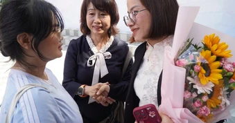 Phụ huynh hỏi nhiều, hiểu kỹ để không nói "giá như"