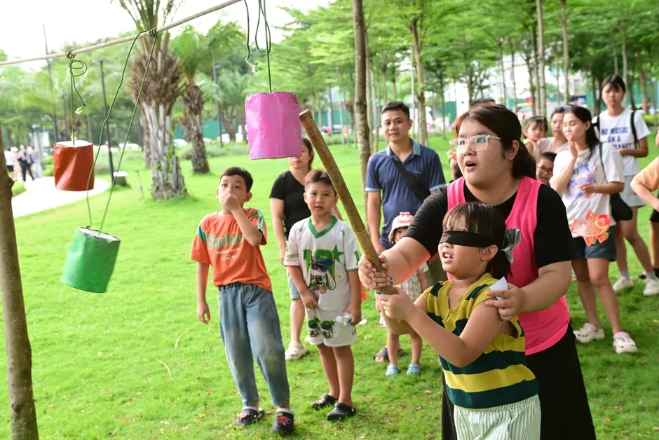 Phú Mỹ Hưng gìn giữ nét đẹp truyền thống, gắn kết cộng đồng mùa Trung thu Phú Mỹ Hưng gìn giữ nét đẹp truyền thống, gắn kết cộng đồng mùa Trung thu