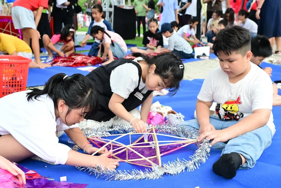 Phú Mỹ Hưng gìn giữ nét đẹp truyền thống, gắn kết cộng đồng mùa Trung thu Phú Mỹ Hưng gìn giữ nét đẹp truyền thống, gắn kết cộng đồng mùa Trung thu
