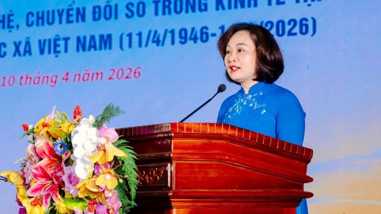 Phụ nữ Thủ đô ứng dụng công nghệ chuyển đổi số trong kinh tế tập thể Phụ nữ Thủ đô ứng dụng công nghệ chuyển đổi số trong kinh tế tập thể