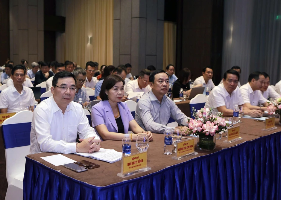 Phú Thọ: Doanh nghiệp khó ở đâu, chính quyền phải có mặt ở đó Phú Thọ: Doanh nghiệp khó ở đâu, chính quyền phải có mặt ở đó