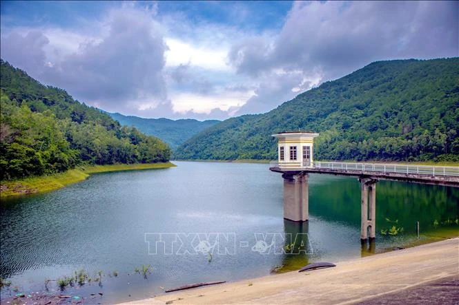 Phú Thọ và Thái Nguyên thúc đẩy dự án hầm đường bộ Tam Đảo Phú Thọ và Thái Nguyên thúc đẩy dự án hầm đường bộ Tam Đảo