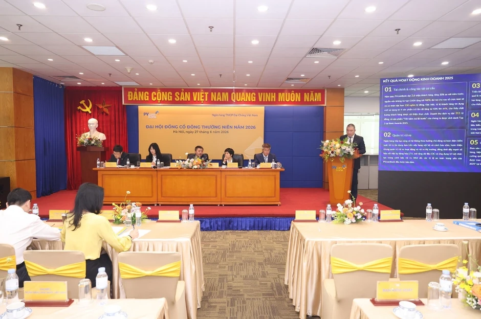 PVcomBank: Dấu mốc UPCoM và bước chuyển sang giai đoạn tăng tốc mới PVcomBank: Dấu mốc UPCoM và bước chuyển sang giai đoạn tăng tốc mới