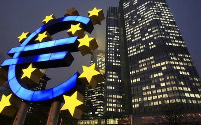 Quan chức ECB cảnh báo khả năng sớm điều chỉnh lãi suất Quan chức ECB cảnh báo khả năng sớm điều chỉnh lãi suất