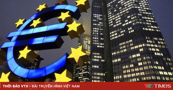 Quan chức ECB cảnh báo khả năng sớm điều chỉnh lãi suất