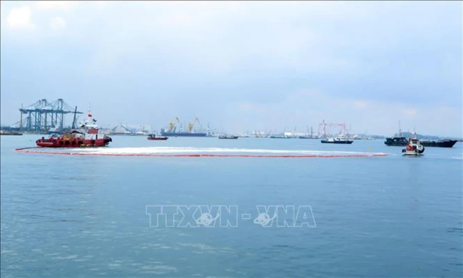 Quảng Ngãi công bố 3 vùng biển được nhận chìm chất nạo vét Quảng Ngãi công bố 3 vùng biển được nhận chìm chất nạo vét