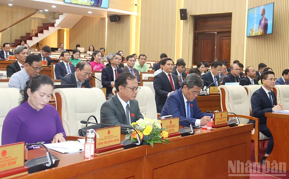 Quảng Ngãi: Kinh tế tăng trưởng khá, đứng thứ 3/6 tỉnh, thành phố trong khu vực Quảng Ngãi: Kinh tế tăng trưởng khá, đứng thứ 3/6 tỉnh, thành phố trong khu vực