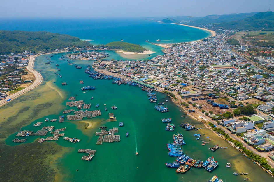 Quảng Ngãi và cơ hội bứt phá từ tiềm năng kinh tế biển Quảng Ngãi và cơ hội bứt phá từ tiềm năng kinh tế biển