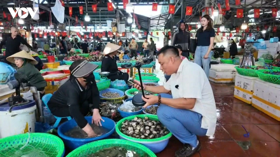 Quảng Ninh đưa Nghị quyết 57 vào chợ: Hành trình không dễ nhưng tất yếu Quảng Ninh đưa Nghị quyết 57 vào chợ: Hành trình không dễ nhưng tất yếu