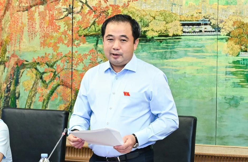 Quảng Ninh khác Cao Bằng, không nên yêu cầu tất cả phải tăng trưởng hai con số Quảng Ninh khác Cao Bằng, không nên yêu cầu tất cả phải tăng trưởng hai con số