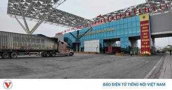 Quảng Ninh: Thông quan cuối tuần tạo đà cho xuất nhập khẩu