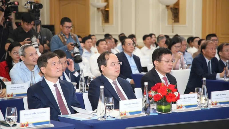Quảng Ninh trong nhóm dẫn đầu cả nước ở cả 2 chỉ số PCI và BPI năm 2025 Quảng Ninh trong nhóm dẫn đầu cả nước ở cả 2 chỉ số PCI và BPI năm 2025