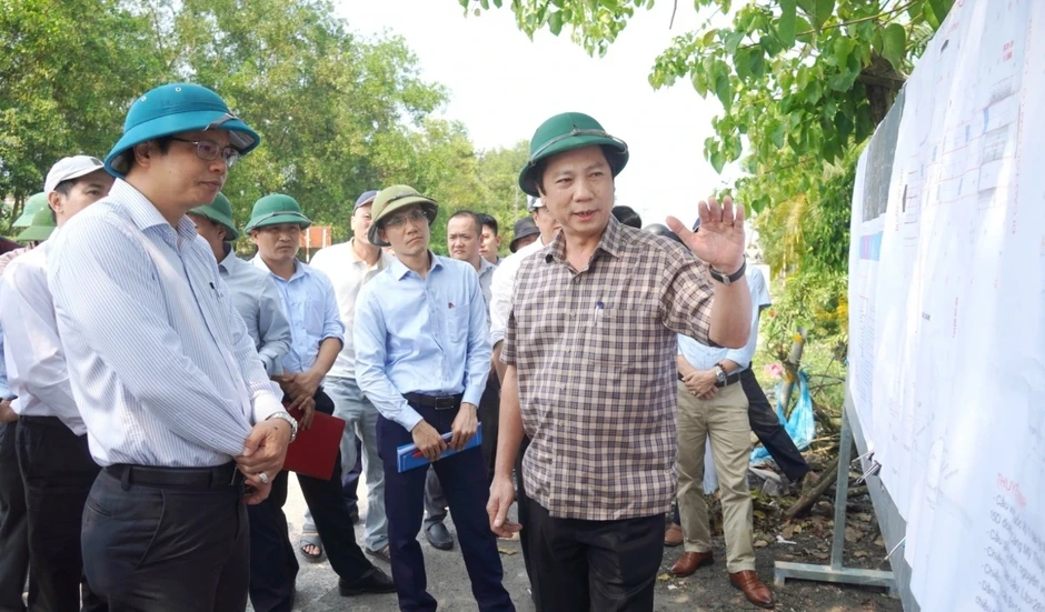 Quảng Trị: Vướng mặt bằng, dự án Quốc lộ 15D gặp khó khăn