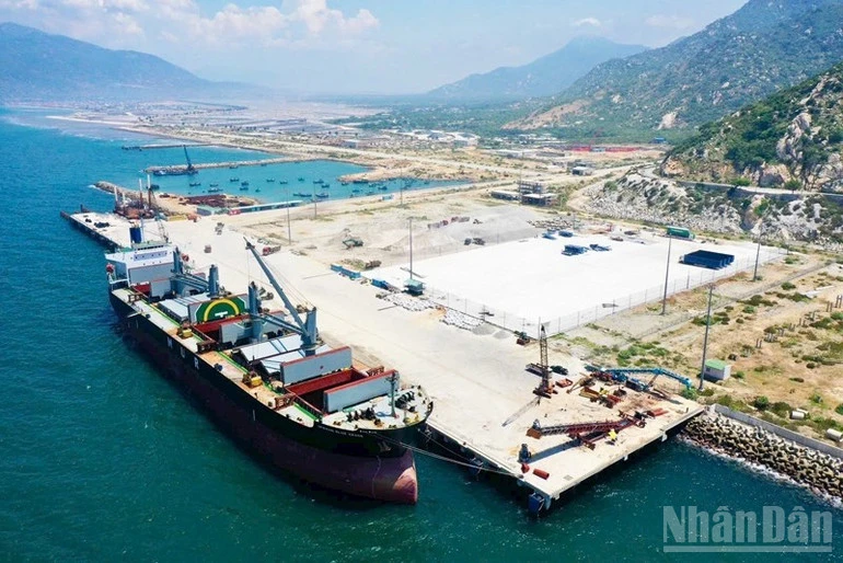 Quyết liệt khơi thông các dự án động lực, tạo bứt phá cho phía nam Khánh Hòa Quyết liệt khơi thông các dự án động lực, tạo bứt phá cho phía nam Khánh Hòa