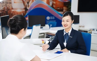 Sacombank khiến cổ đông bất ngờ