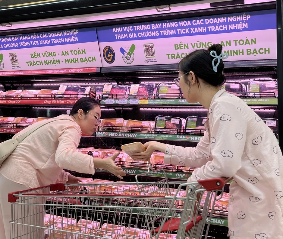 Sàn giao dịch thịt heo và 'Tick xanh': Giải pháp đảm bảo an toàn thực phẩm tại TP.HCM Sàn giao dịch thịt heo và 'Tick xanh': Giải pháp đảm bảo an toàn thực phẩm tại TP.HCM