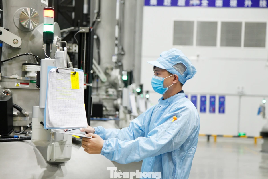 Sản xuất công nghiệp tăng mạnh, hơn 142.000 doanh nghiệp gia nhập thị trường Sản xuất công nghiệp tăng mạnh, hơn 142.000 doanh nghiệp gia nhập thị trường