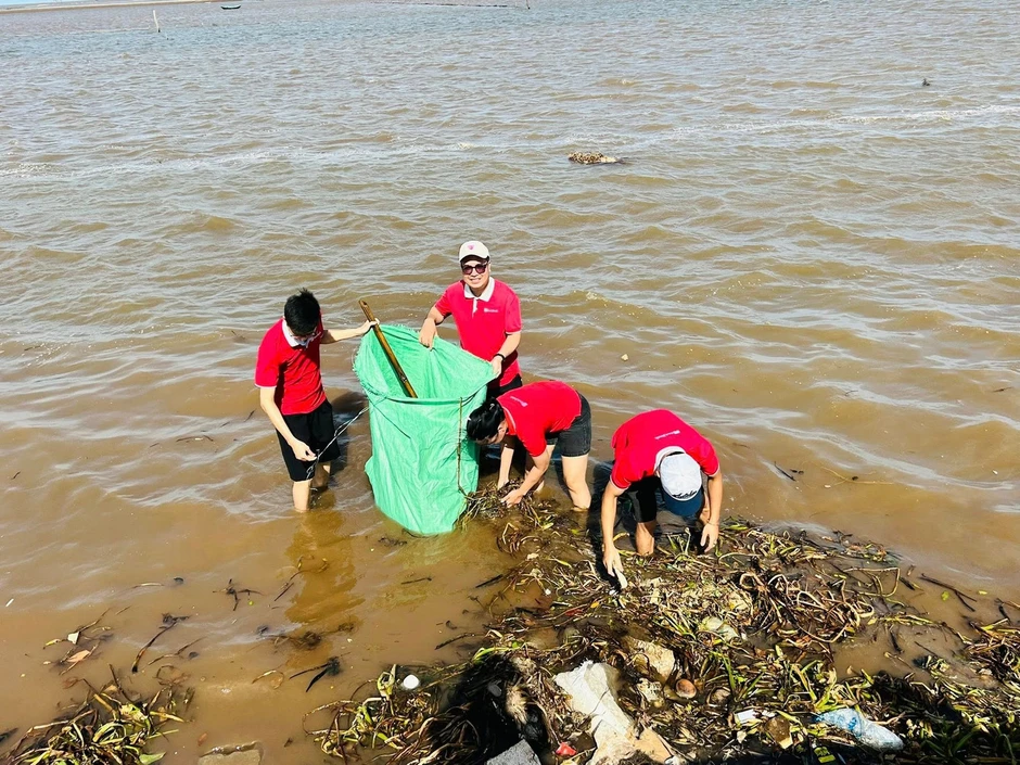 SeABank triển khai Ocean Cleanup 2026, hơn 1.000 CBNV chung tay làm sạch bờ biển SeABank triển khai Ocean Cleanup 2026, hơn 1.000 CBNV chung tay làm sạch bờ biển